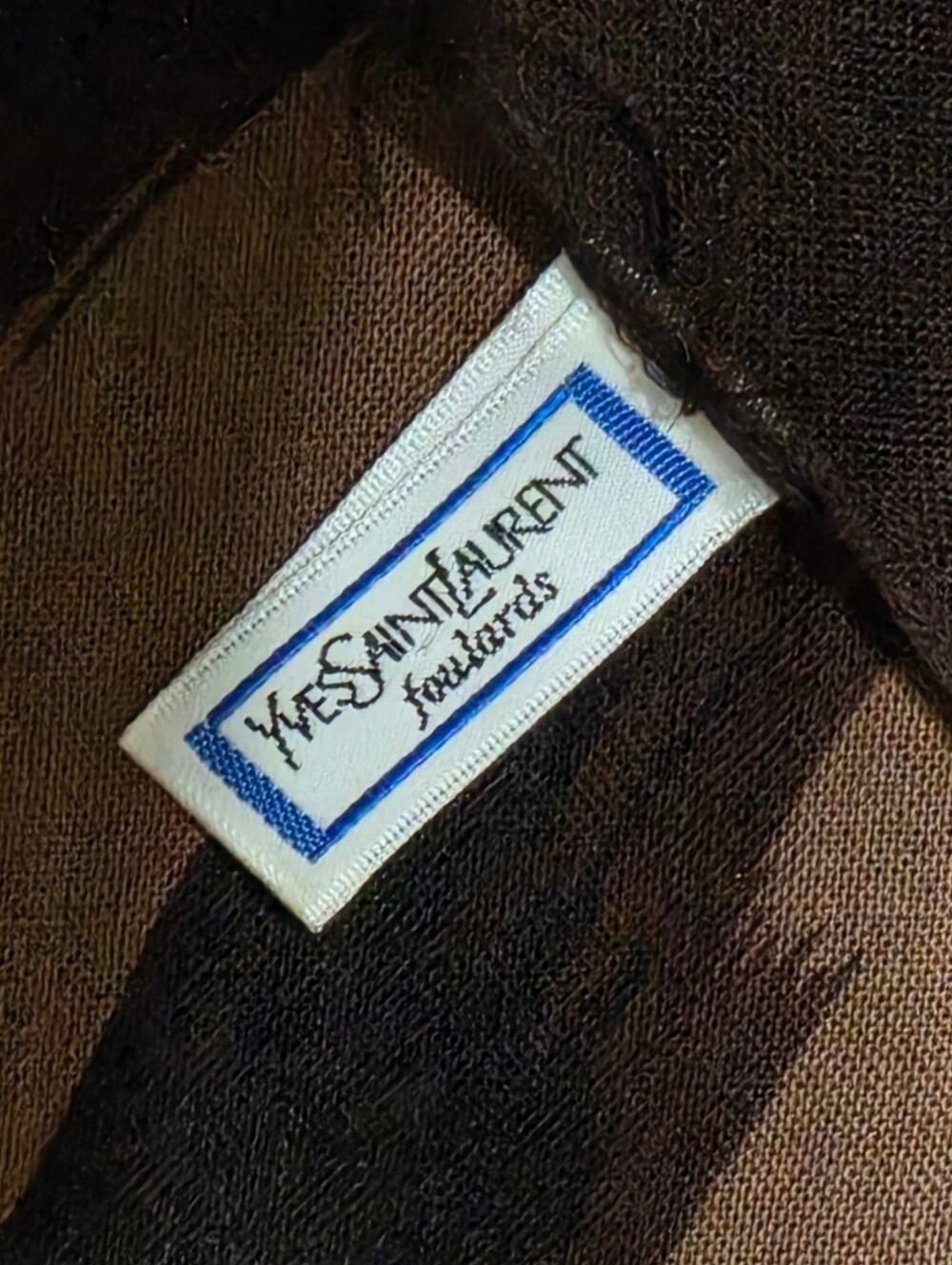 YVES SAINT LAURENT SCARF - Picture 12 of 16